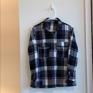 Buttoned down, front pocket, flannel shirt
